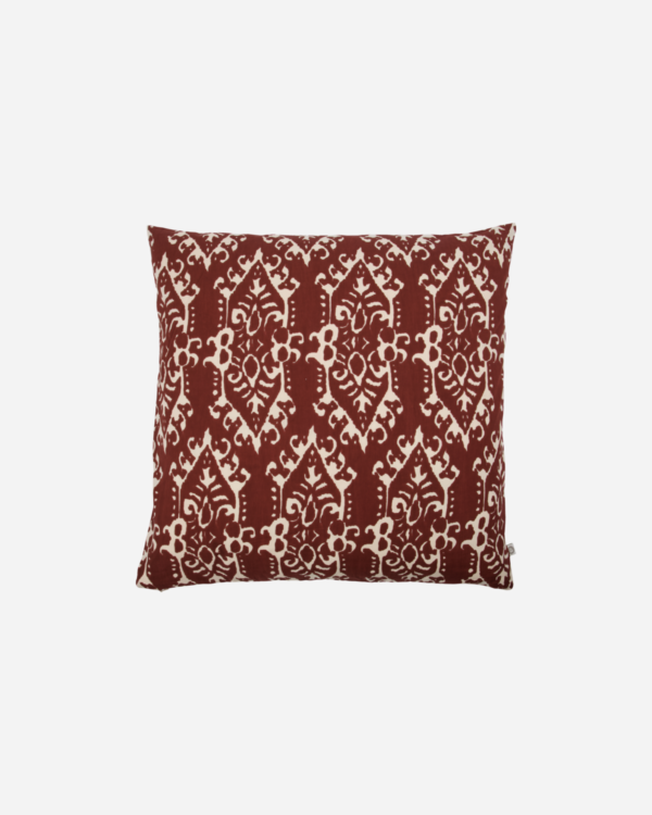 House Doctor - Pudebetræk, Ikat, Brændt rød,50x50cm